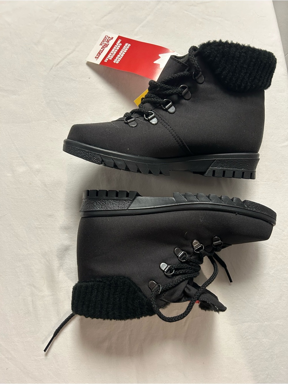 Toe Warmers Women's Black Lace-Up Ankle Boots with Knit Collar Womens 5